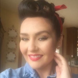 Meet your Posher, Stacy