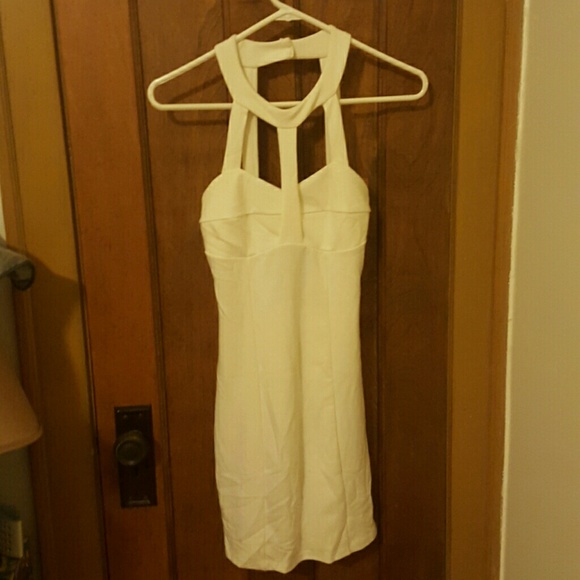 Solemio Dresses & Skirts - White bodycone dress