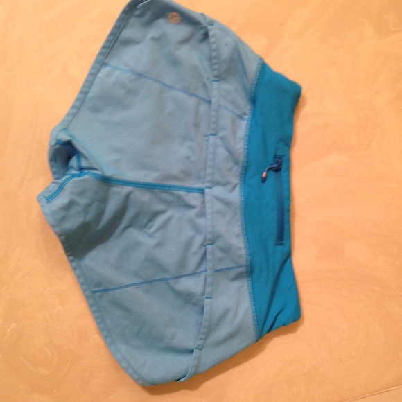 Size 2 4 way stretch - perfect condition