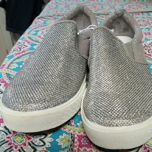 Sparkle silver slide sneakers NWT JUSTICE size 7