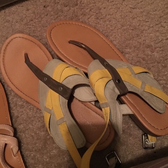 Sandal bundle - Picture 3 of 3