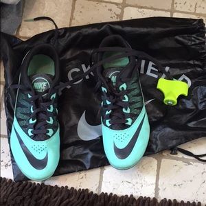 Nike sprinters spikes