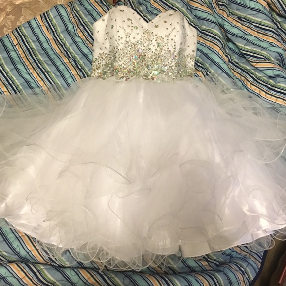 Dress for prom, hoco or formal event. Worn once.