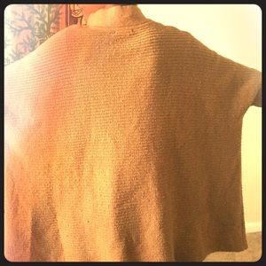 Cozy Camel Cape