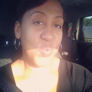 Meet your Posher, Tonya