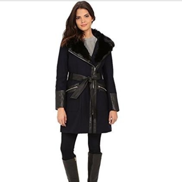 Via spiga fur collar coat