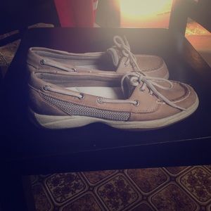 Sperrys 😊