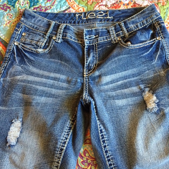 Rue 21 Capri - Picture 1 of 2