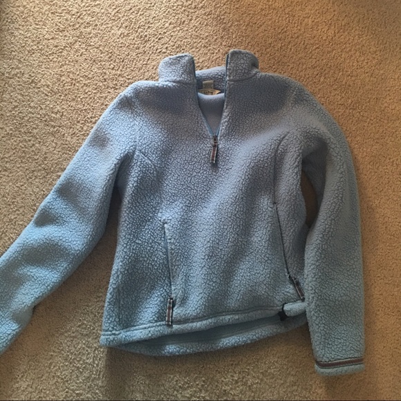 LL BEAN fleece pull over.