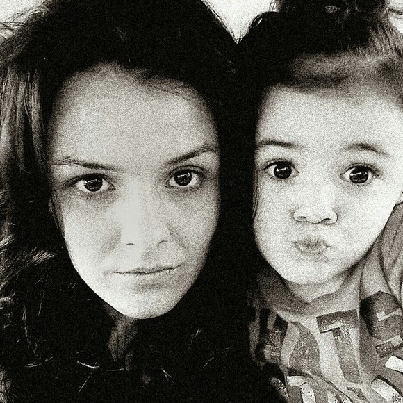 Meet your Posher, April thorn