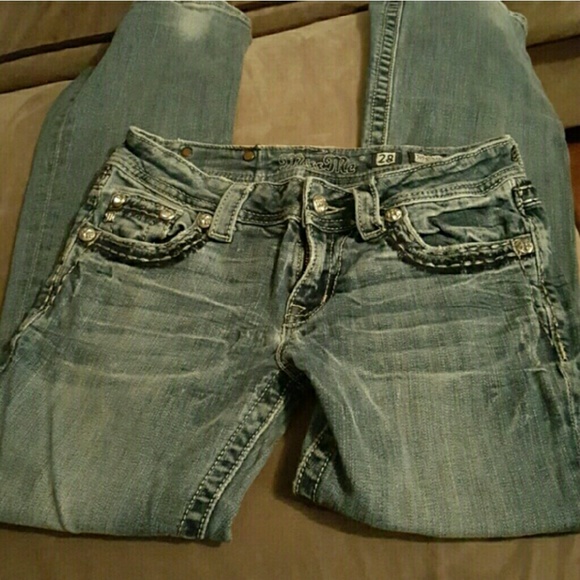 Very cute Miss Me jeans!59 - Picture 2 of 4