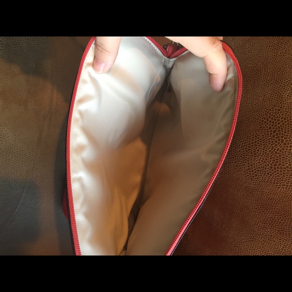 *SOLD* Coach Signature Stripe Crossbody SO cute! - Picture 3 of 3