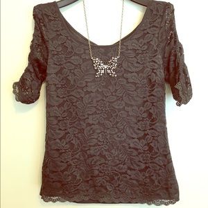 American Eagle Gray Lace Top!