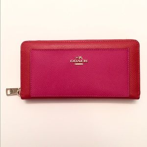 NWT COACH F52756 Wallet
