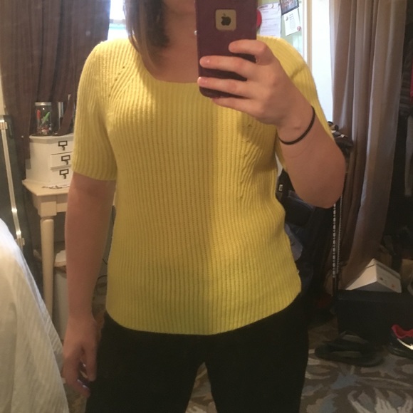 Collective Concepts Canary Yellow Sweater Top - Picture 4 of 4