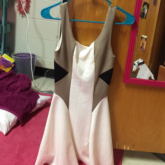 Altard state dress XS very flattering