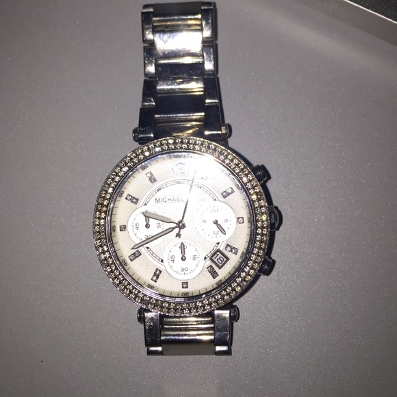 MICHAEL KORS SILVER WATCH