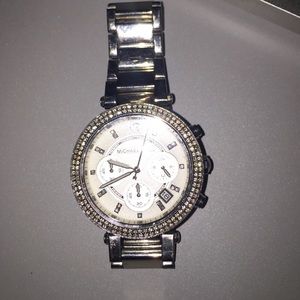 MICHAEL KORS SILVER WATCH