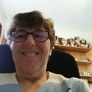 Meet your Posher, Pamela