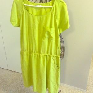 Dress gathered at waist