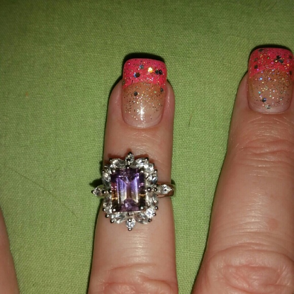 Size 6 silver pink sapphire w/ diamond accent NWOT