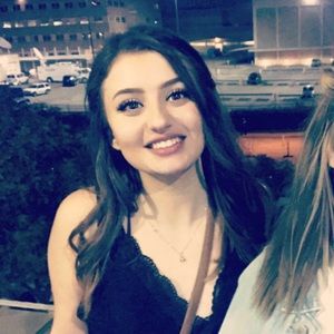 Meet your Posher, Nicole