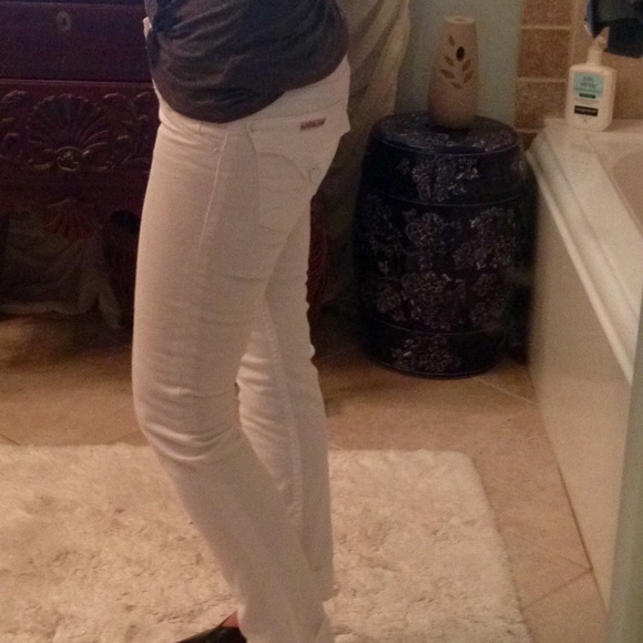 Hudson cuffed white Jean 25