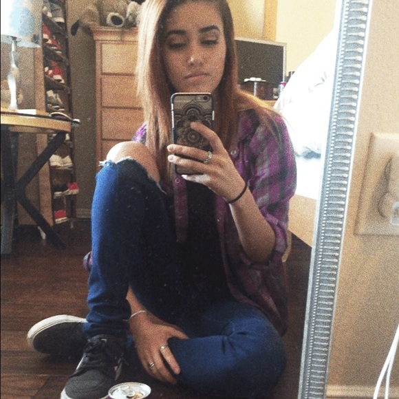 Meet your Posher, Gabriela