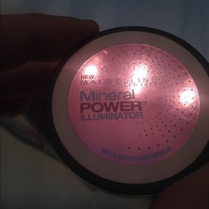 Maybelline Illuminator