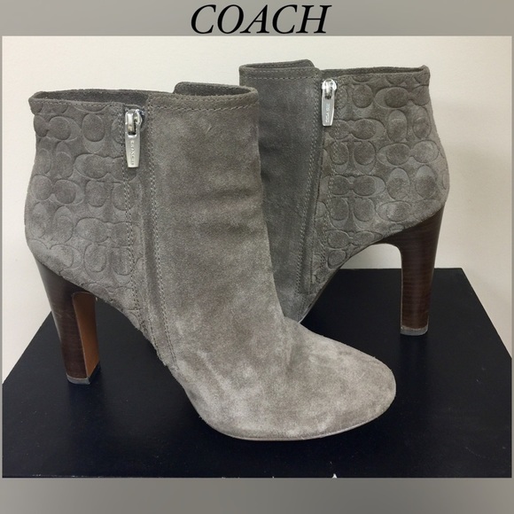 Coach Shoes - 💥1 Hour Sale💥