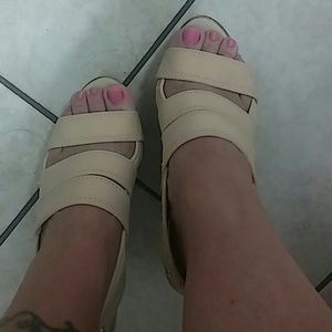 Simply Vera....Vera Wang.....sale 13
