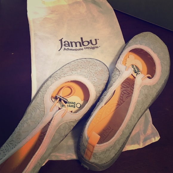 Jambu Shoes - Jambu NWT size 10 Yogi Barefoot Grey shoe!