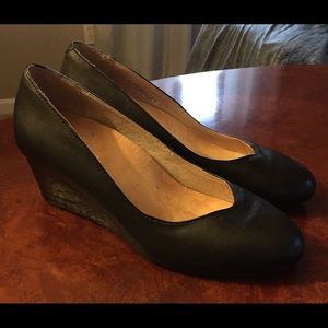 Vionic Orthaheel Antonia wedge pumps size 8.5