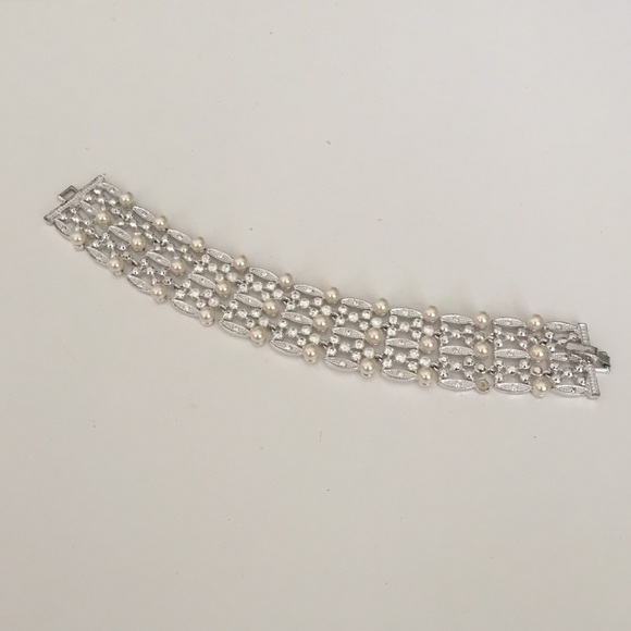 High quality statement jewelry