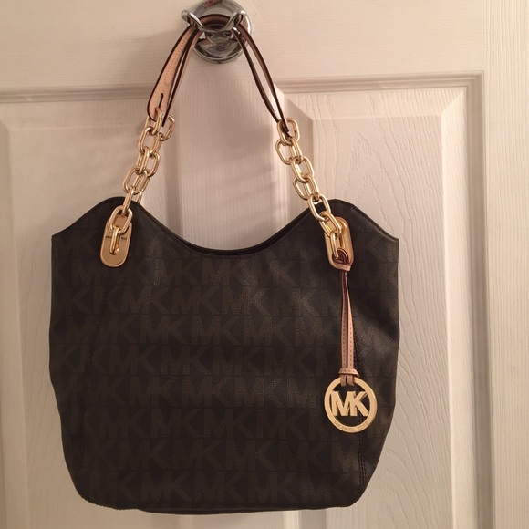 Michael Kors Handbags - Authentic gently used Michael kors bag.