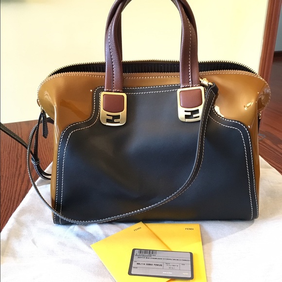 FENDI Handbags - 💯 FENDI Chameleon satchel