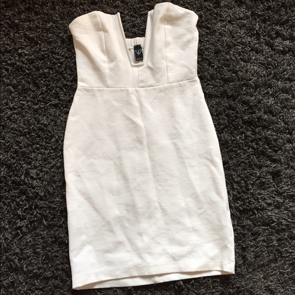 WINDSOR Dresses & Skirts - NWOT SEXY MINI DRESS😍