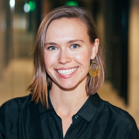 Meet your Posher, Jacqueline
