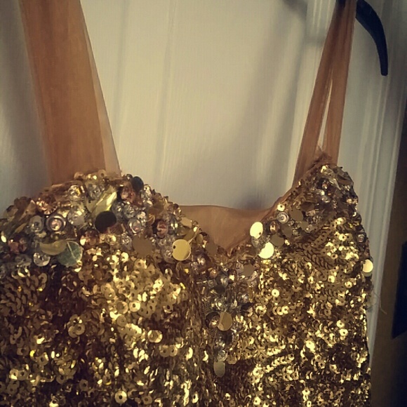Gold sequin dress - Picture 4 of 4