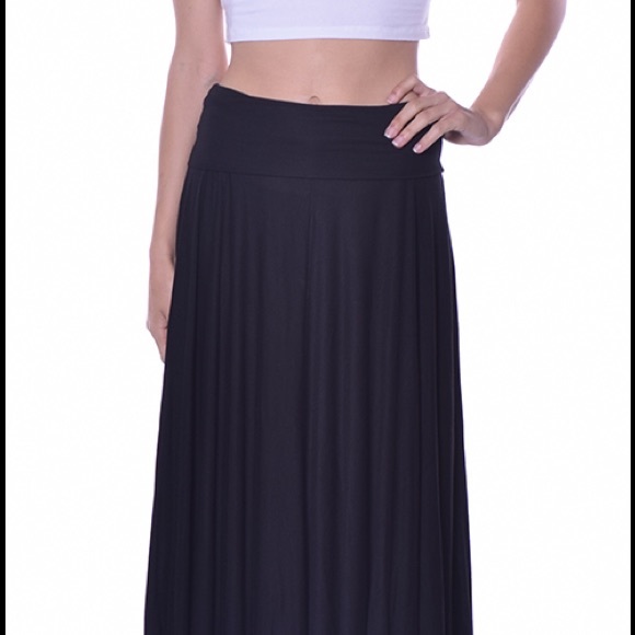 Pastels "Flowy Maxi Skirt"