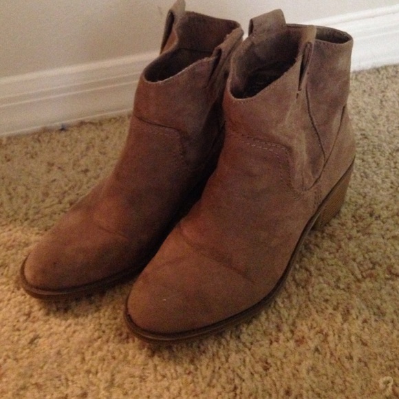 Light tan western booties