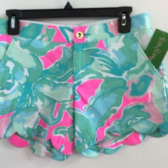 Lilly Pulitzer Pants - NWT Lilly Pulitzer buttercup shorts pink sands 0