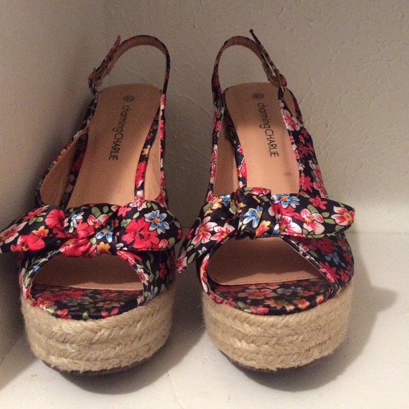 Flower print wedge sandals - Picture 4 of 4