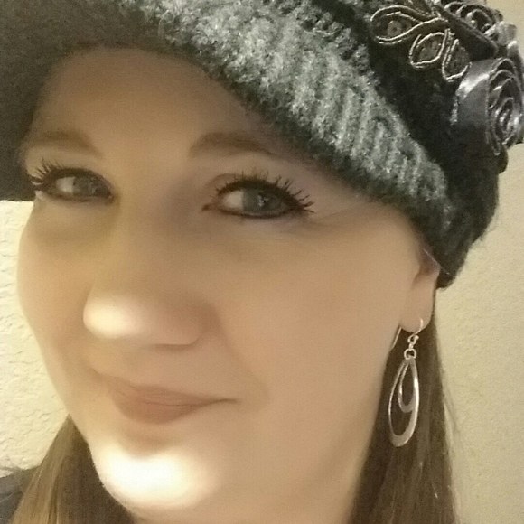 Meet your Posher, Teri