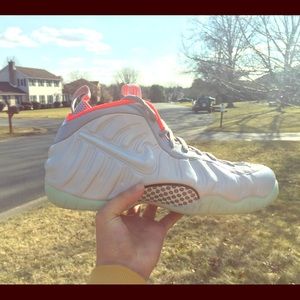 Nike foamposite pro pure platinum