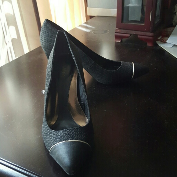 Shoe