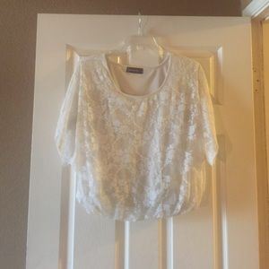 Lace short sleeve blouse