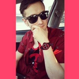 Meet your Posher, Eric