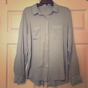 LOFT long sleeved button down shirt - blue gray