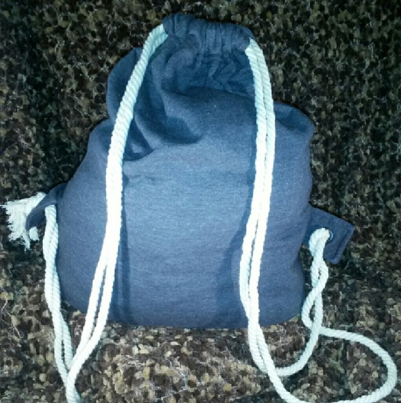 Lightly used Catalina Island BackPack - Picture 2 of 3